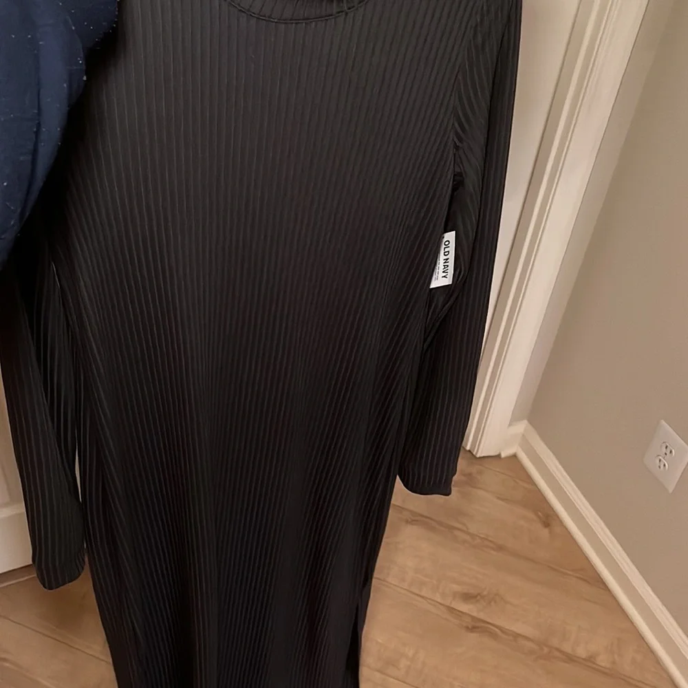Dark grey Old Navy maxi dress - Picture 2 of 3